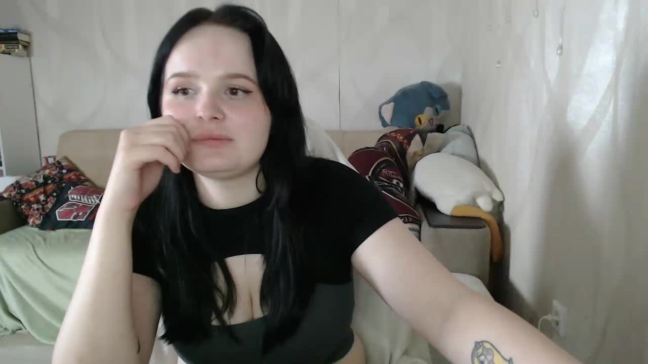 Lizzi-Peach Live Sex July 15, 2026