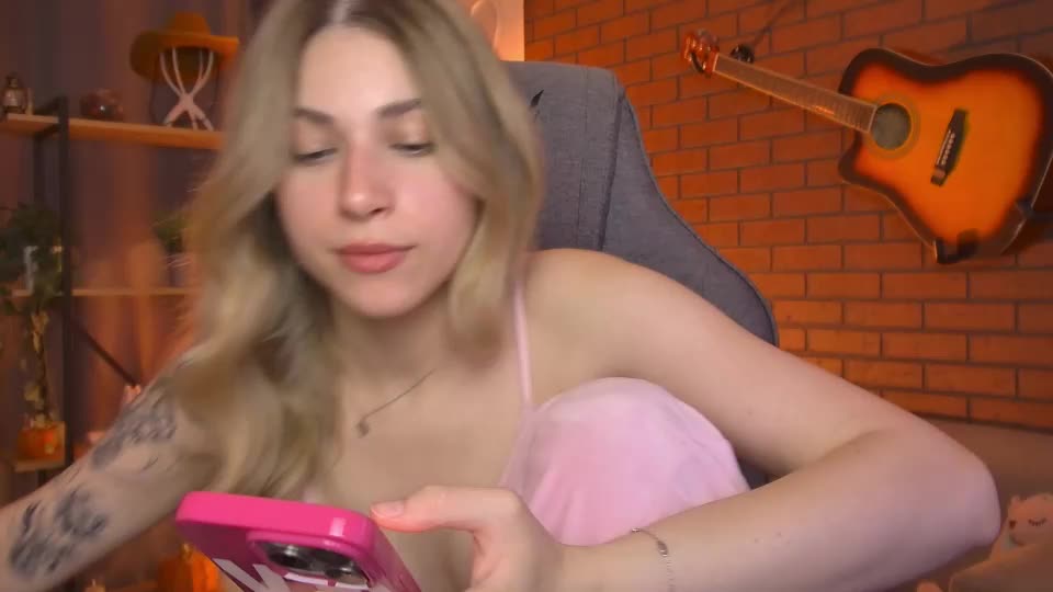 elliecutes Live Sex July 15, 2026