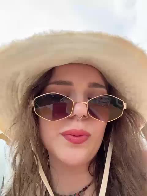 MiniNika Live Sex July 15, 2026