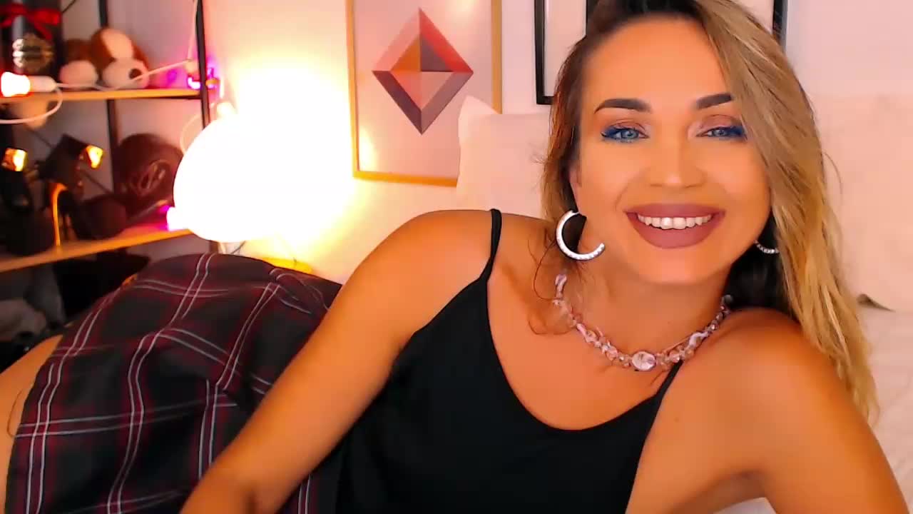 Alexandrawoow Live Sex July 16, 2026