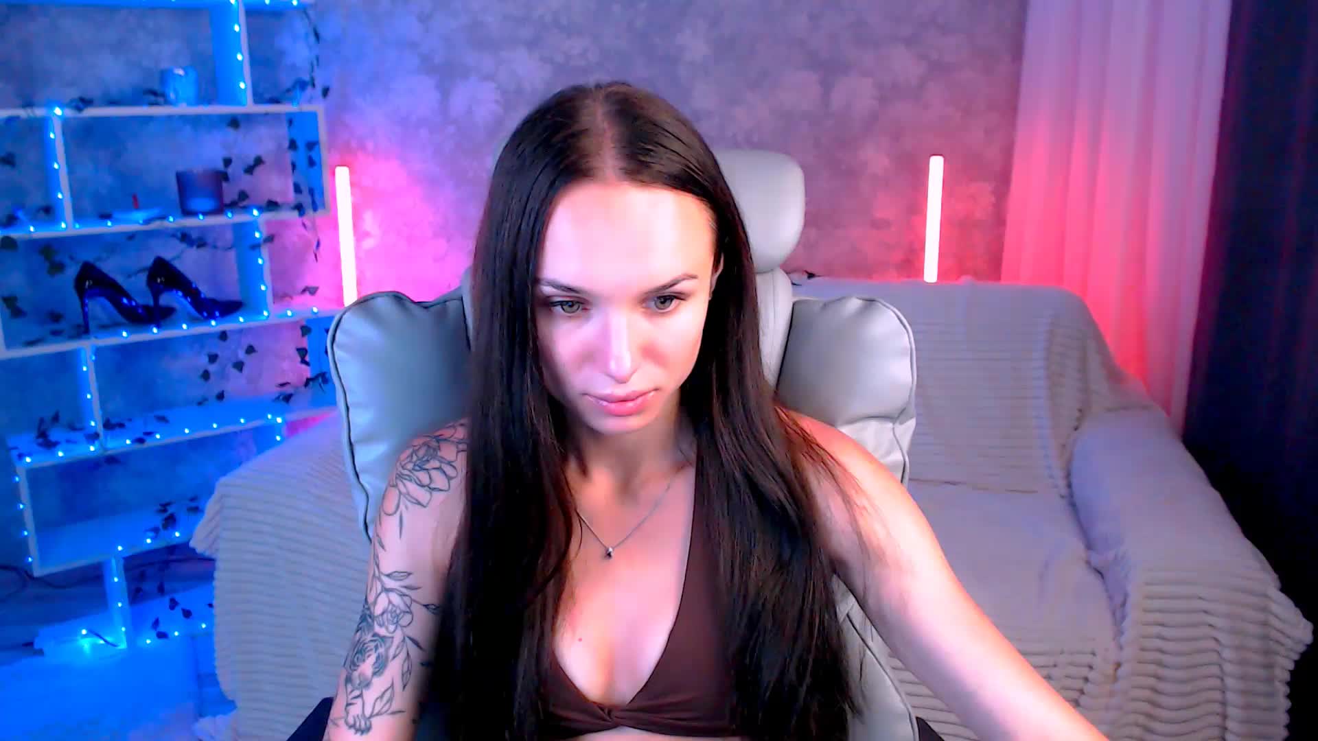 NicoleMerz Live Sex July 17, 2026