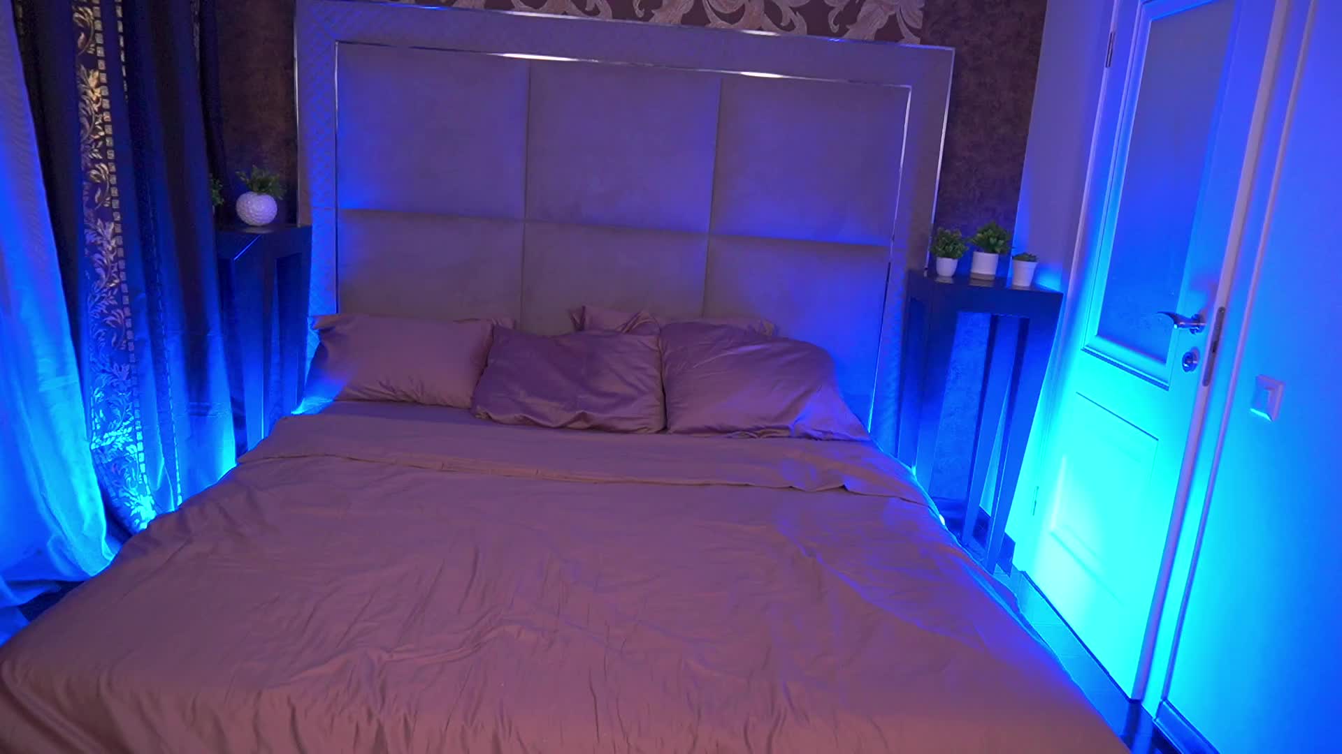 LittleJulii Live Sex July 17, 2026