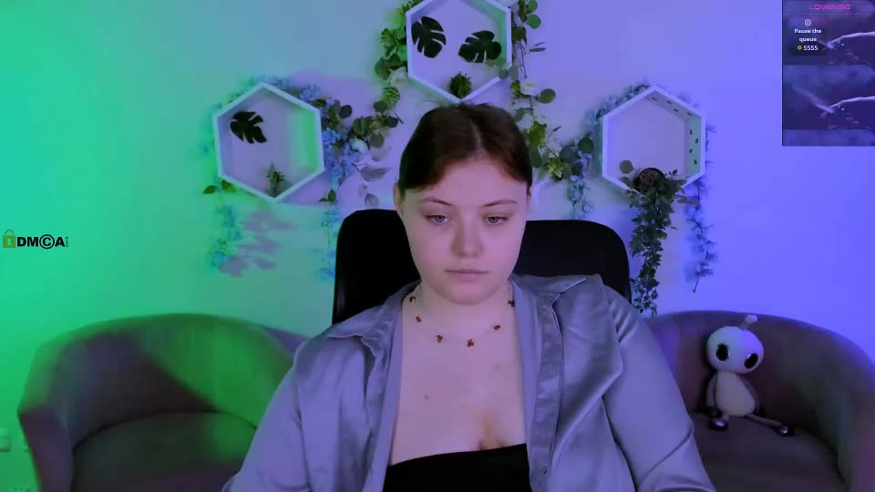 nikol_kitt Live Sex July 17, 2026