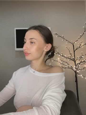 Polli_Kiss Live Sex July 17, 2026