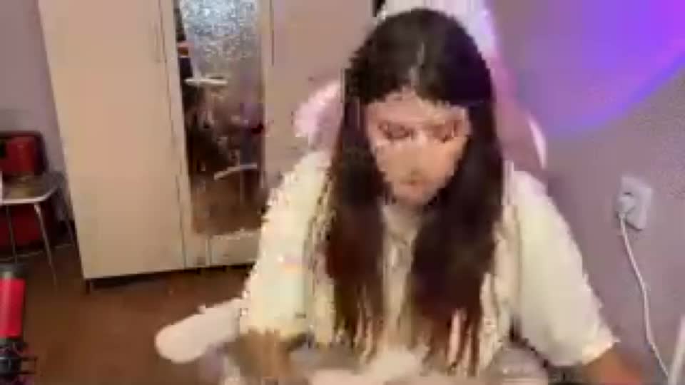 katrin_kristal Live Sex July 17, 2026