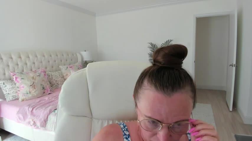 Vika73 Live Sex July 17, 2026
