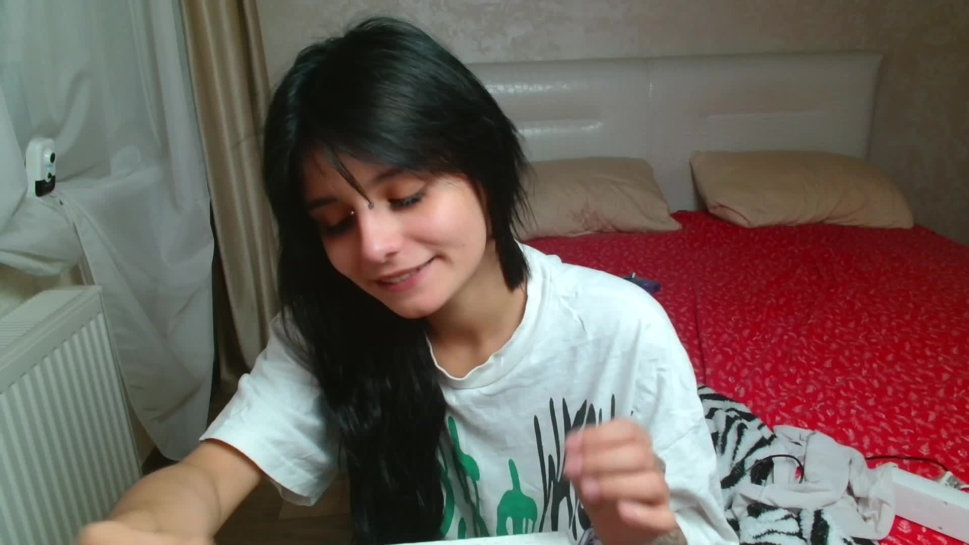 TheSluttyFox Live Sex July 17, 2026