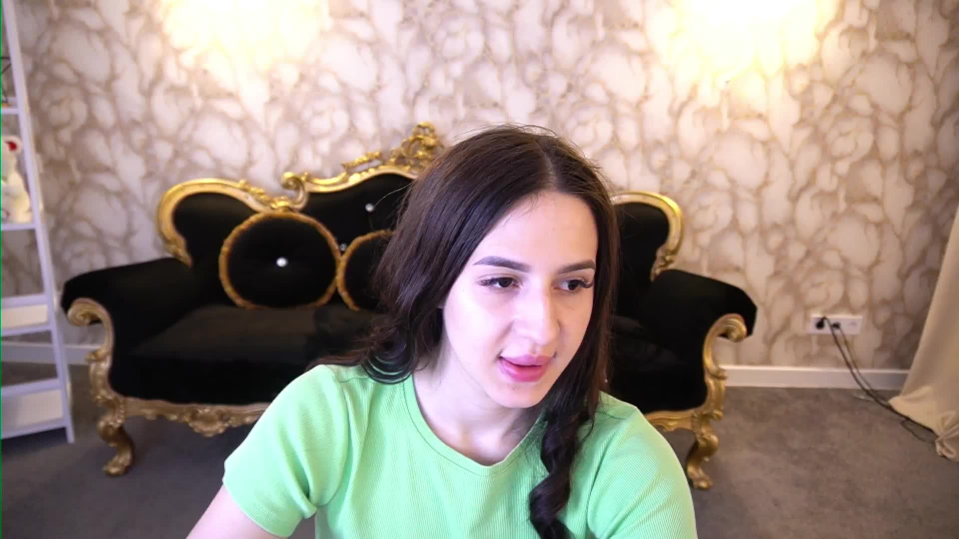 AlesiaDessmond Live Sex July 17, 2026