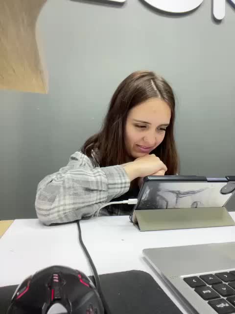 Nipple000 Live Sex July 17, 2026