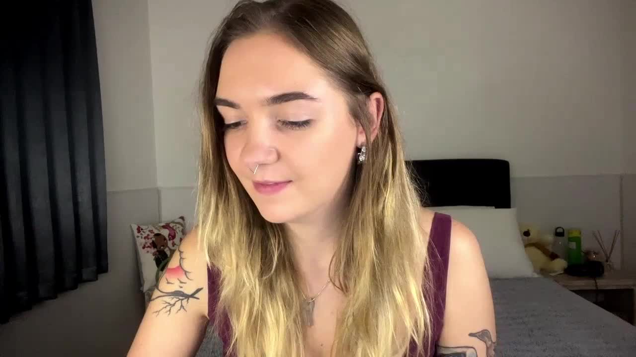 RoxyHorny Live Sex July 17, 2026