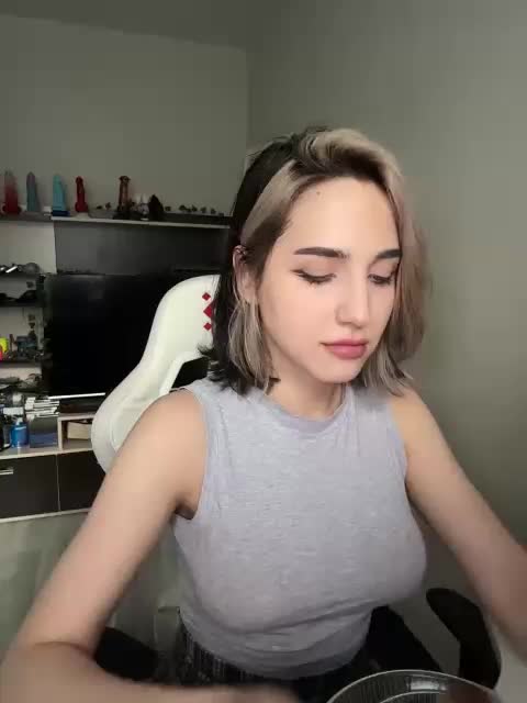 Honey_buns Live Sex July 18, 2026