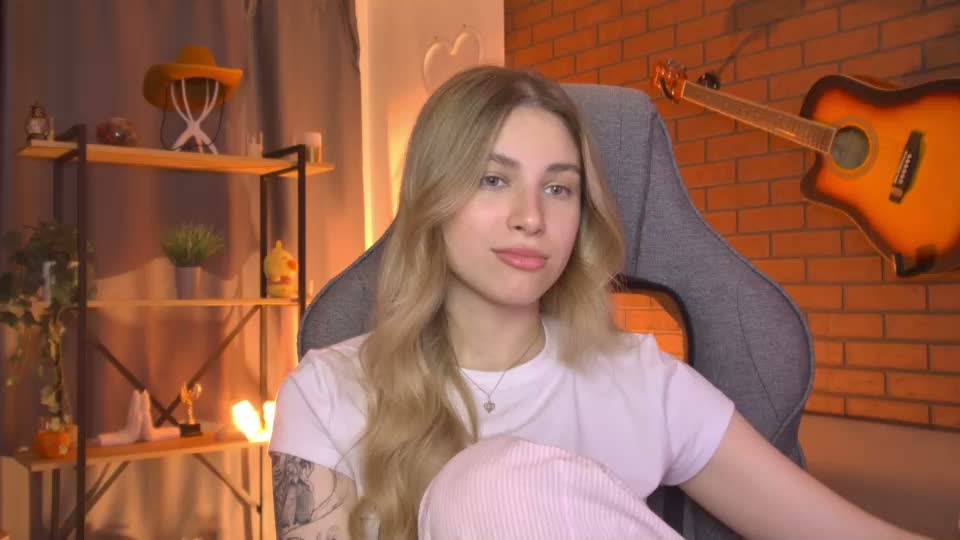 elliecutes Live Sex July 18, 2026