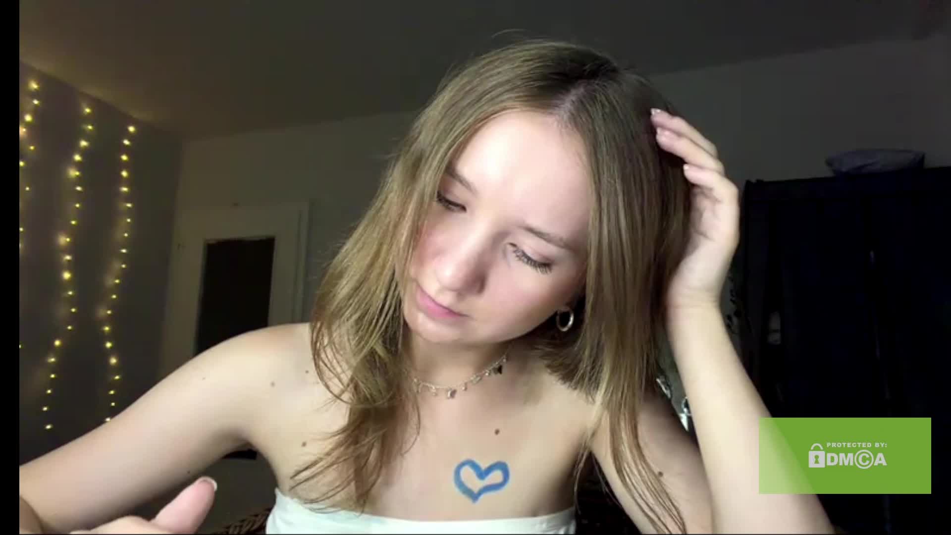 lisasmall Live Sex July 19, 2026