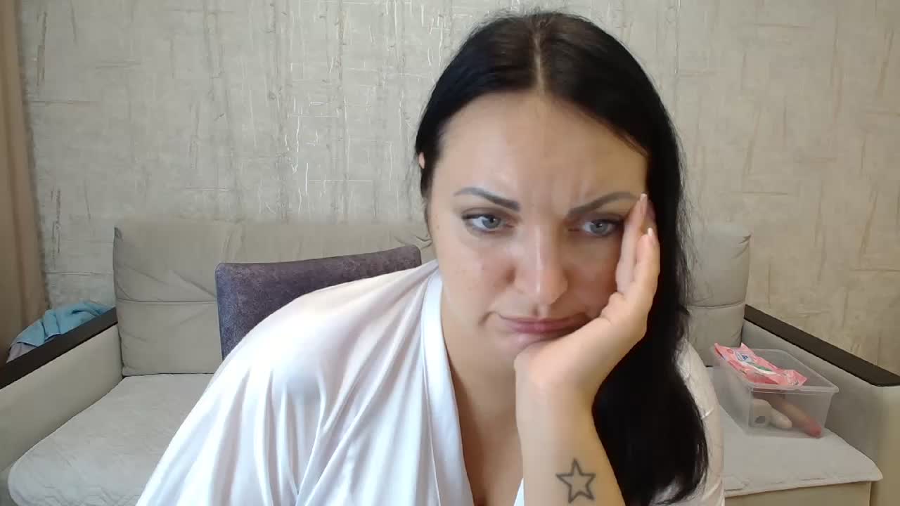 _verrra_ Live Sex July 19, 2026