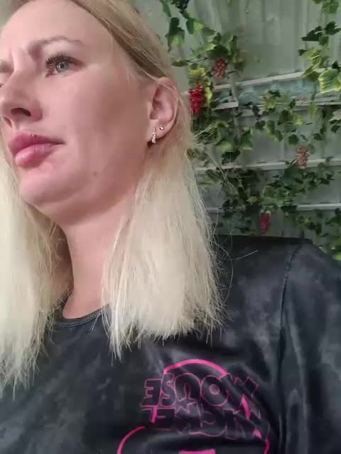 fruittella Live Sex July 21, 2026