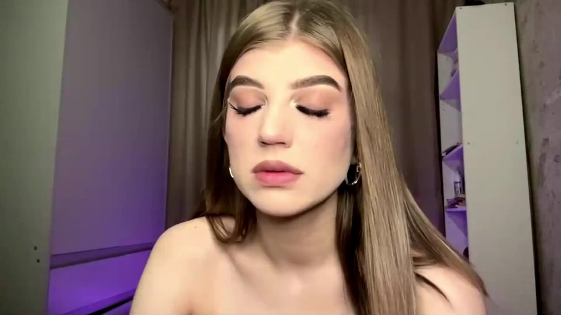 KathieBanister Live Sex July 24, 2026