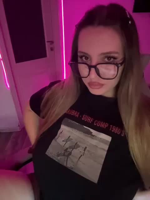 CrisKiss Live Sex July 28, 2026