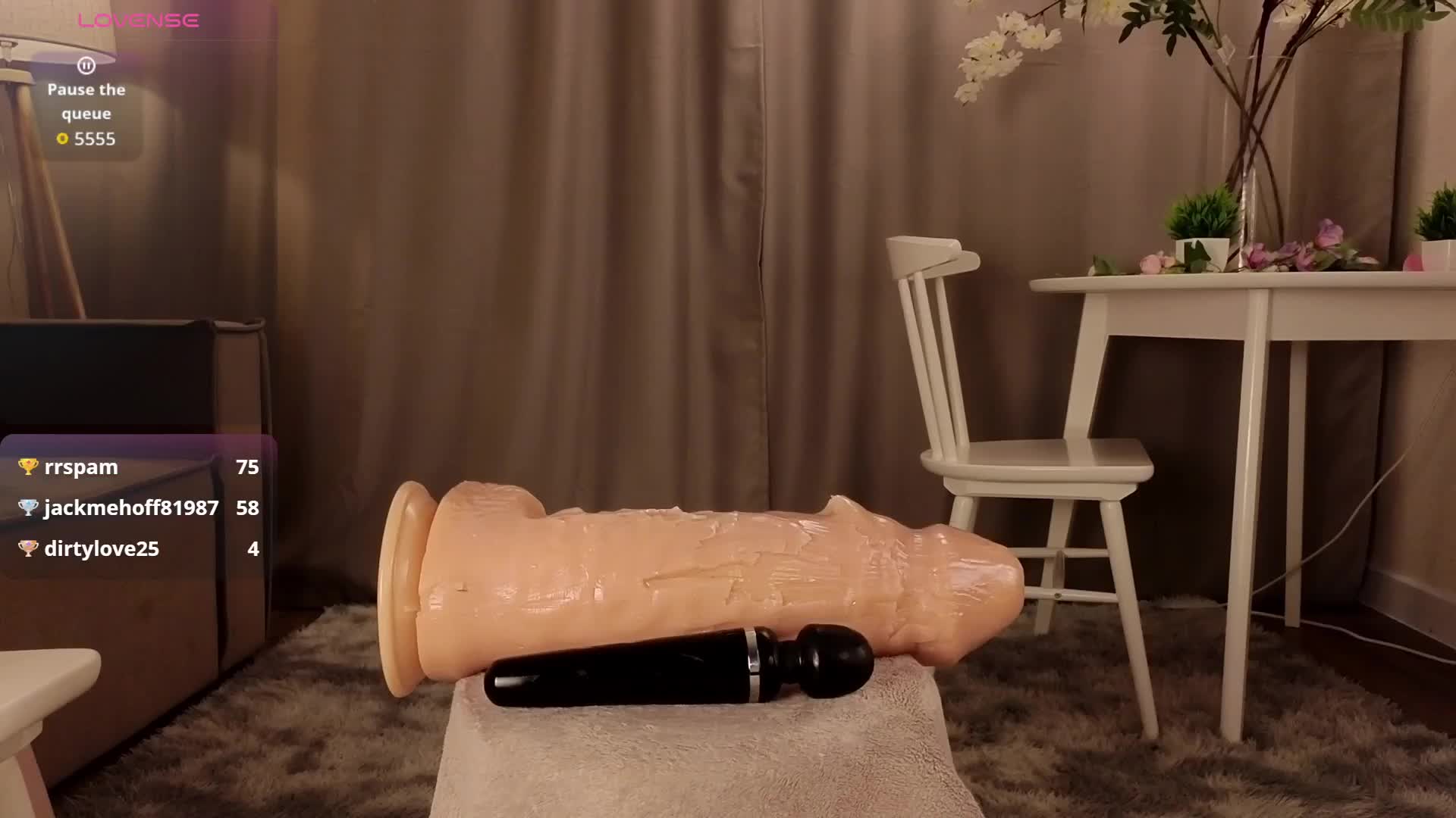 KarenLowe Live Sex July 28, 2026