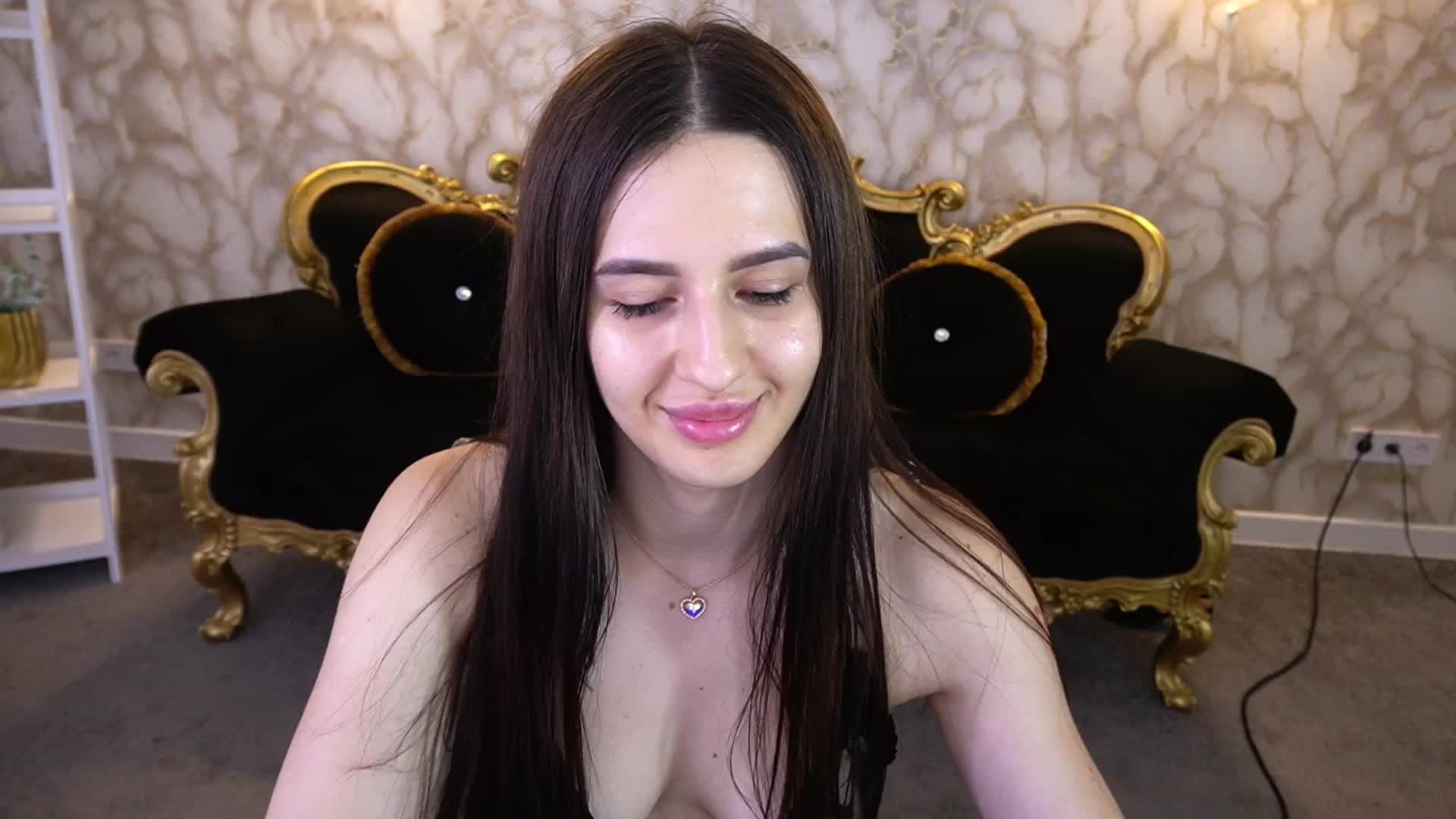 AlesiaDessmond Live Sex August 1, 2026