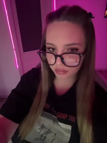 CrisKiss Live Sex August 1, 2026