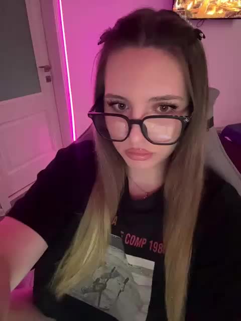 CrisKiss Live Sex August 1, 2026