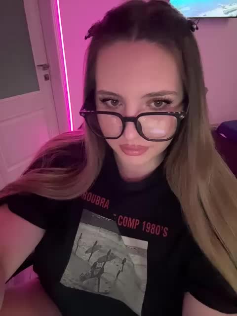 CrisKiss Live Sex August 1, 2026