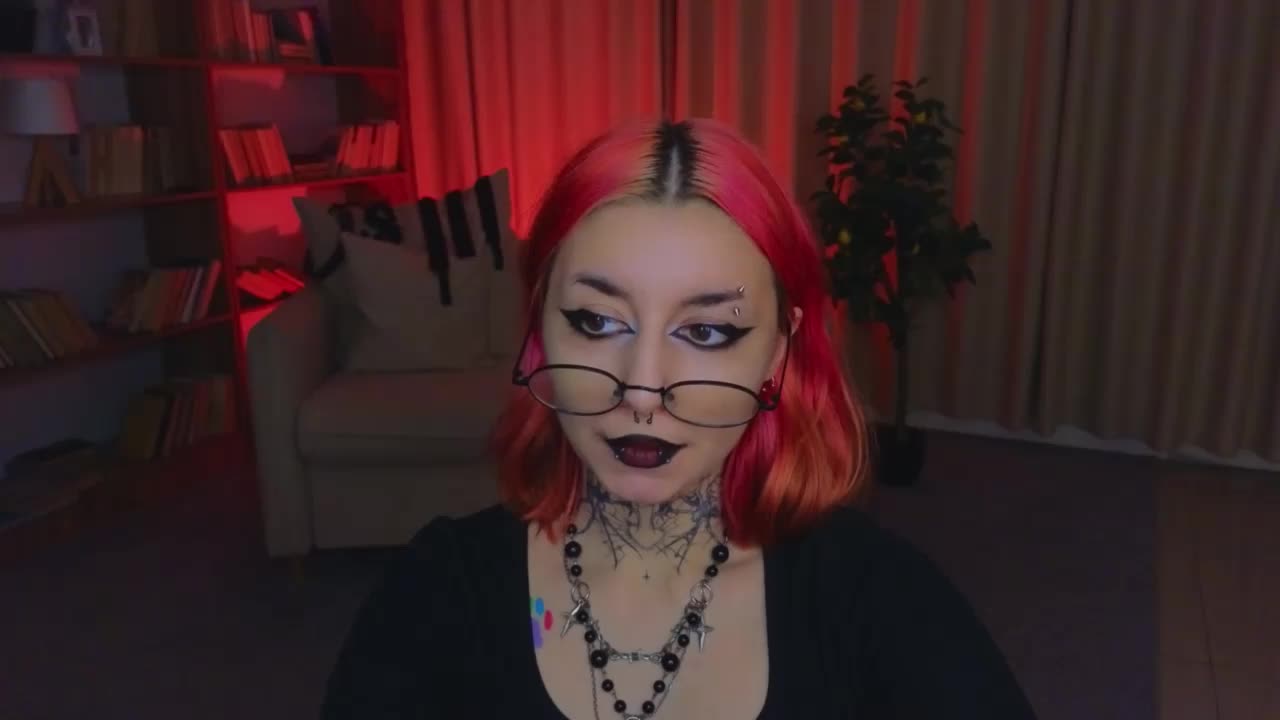 MistressMarcelline Live Sex August 1, 2026