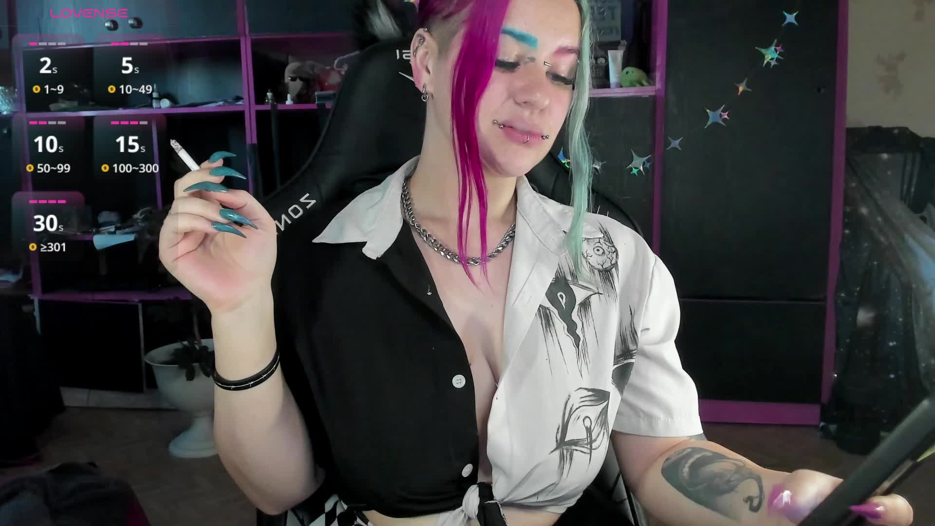 Neon-Baddie Live Sex August 4, 2026