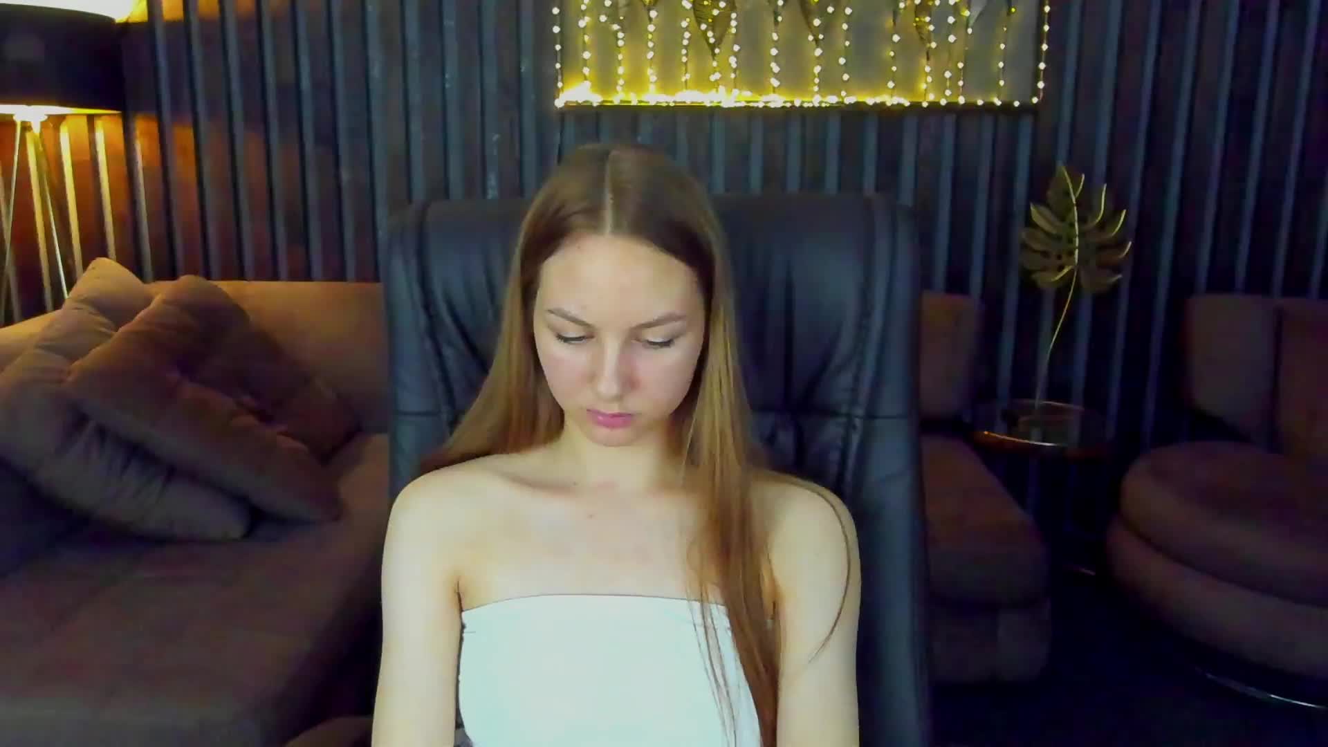 MilaAddam Live Sex August 4, 2026