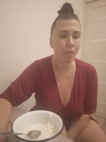 ROXOLANAA_SEXY Live Sex August 5, 2026
