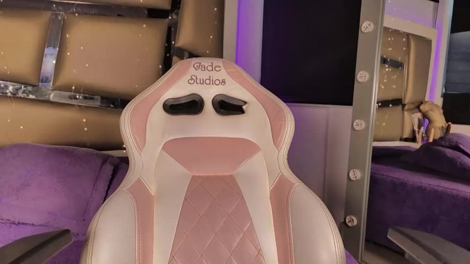 jadeestudios Live Sex August 6, 2026