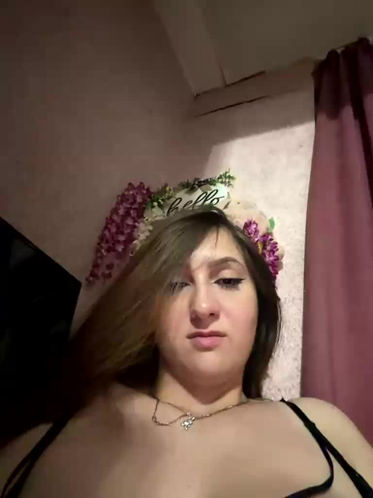 Queenli483 Live Sex August 6, 2026