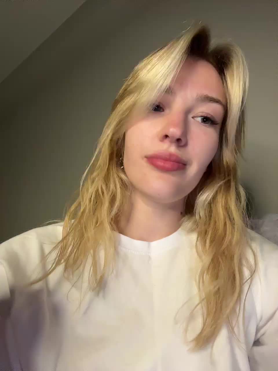 AlinnaAnnila Live Sex August 6, 2026