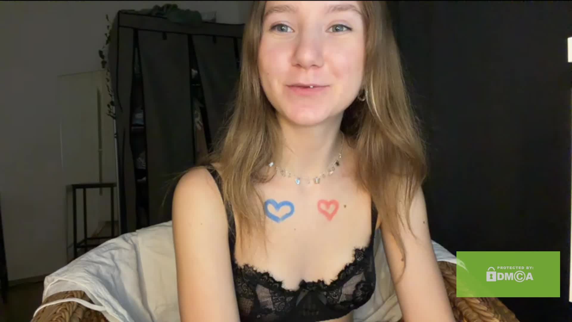 lisasmall Live Sex August 6, 2026