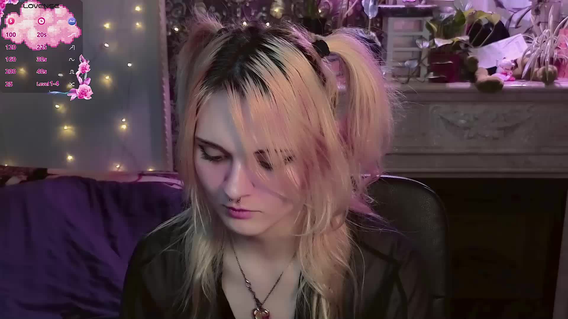 DoubleBubble Live Sex August 7, 2026