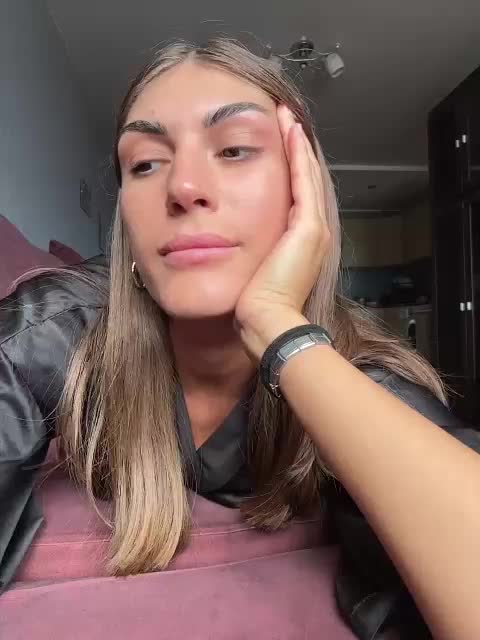 KamillaRuss Live Sex August 7, 2026