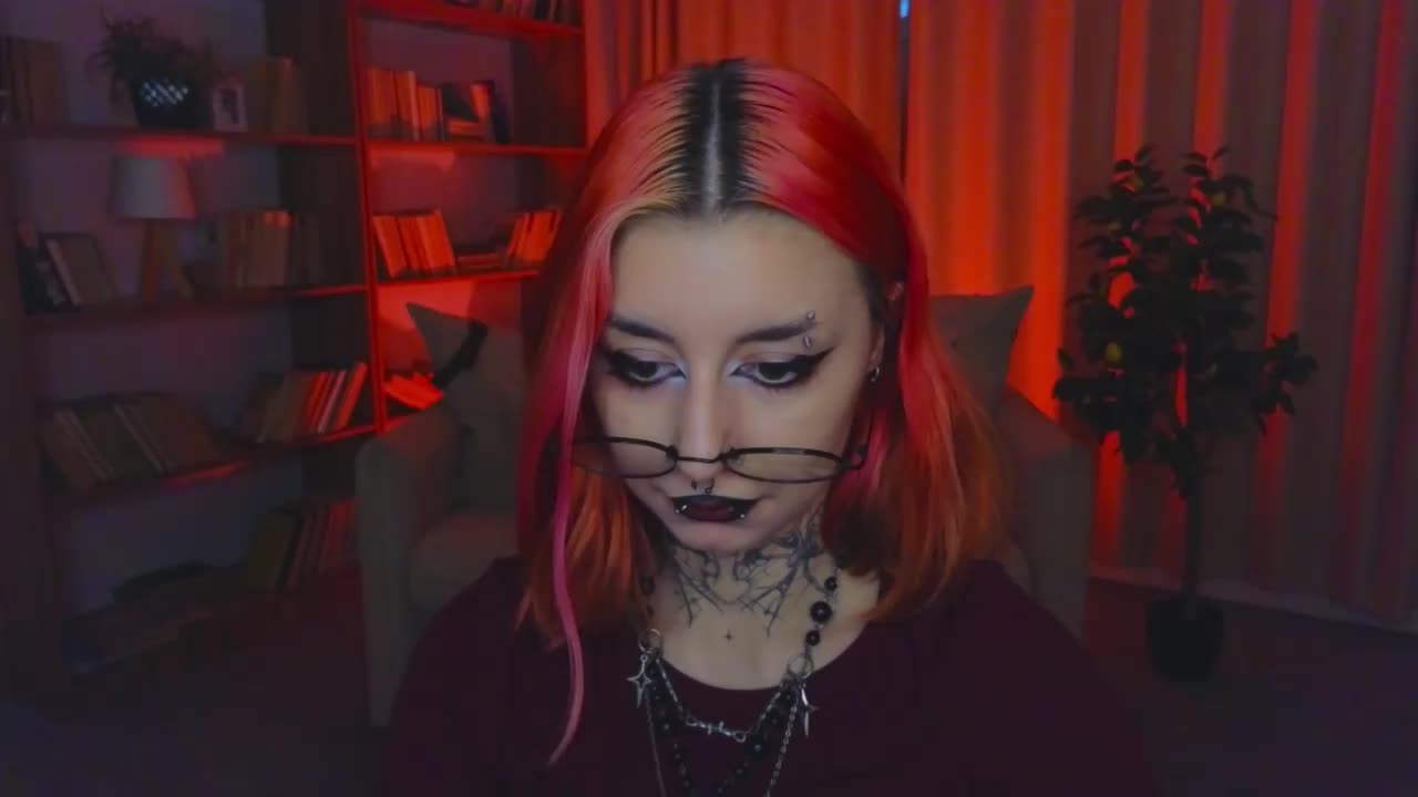 MistressMarcelline Live Sex August 8, 2026