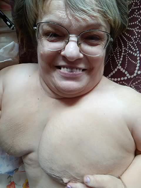 LLIyJluk Live Sex August 8, 2026