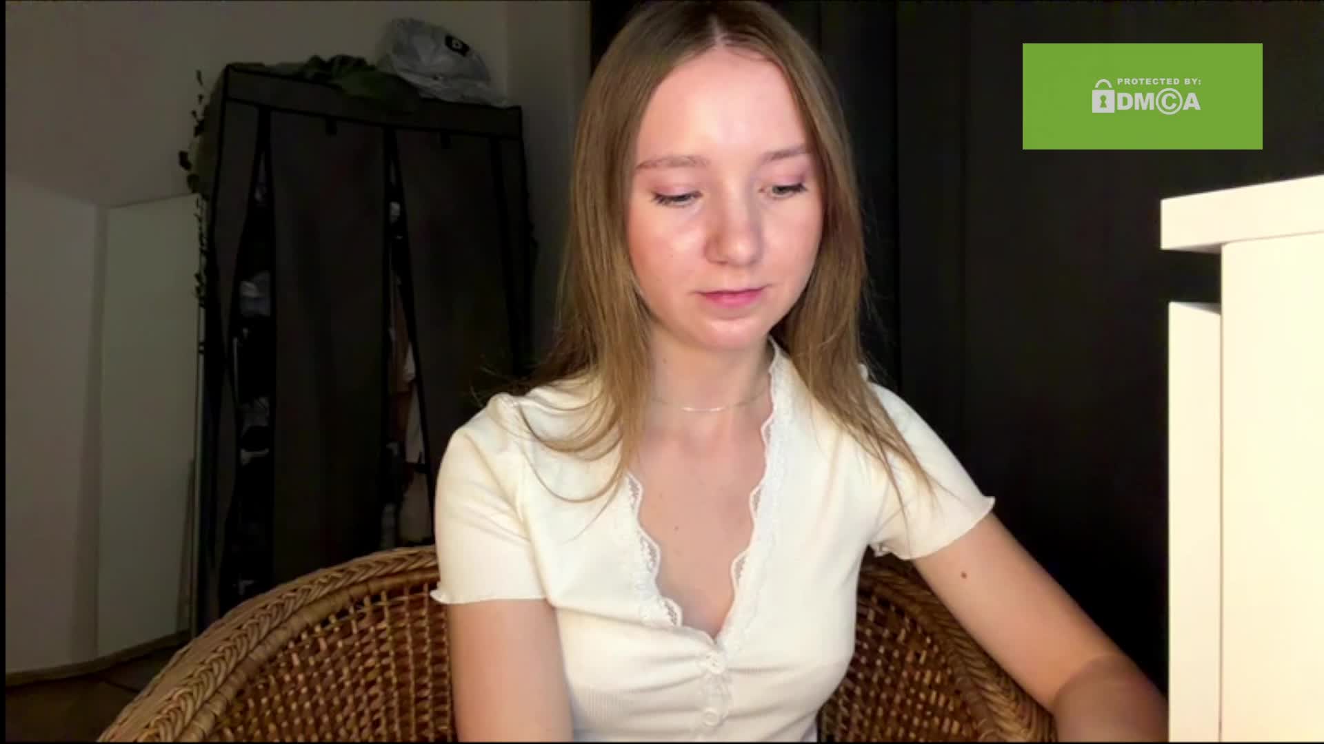 lisasmall Live Sex August 9, 2026