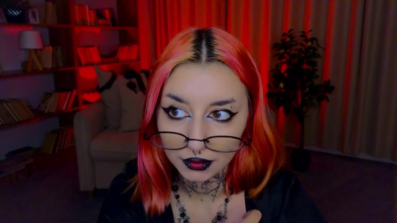MistressMarcelline Live Sex August 10, 2026