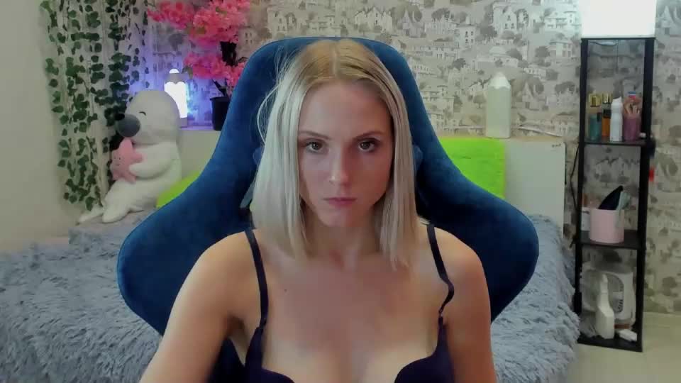 gina_lovelyy Live Sex August 10, 2026