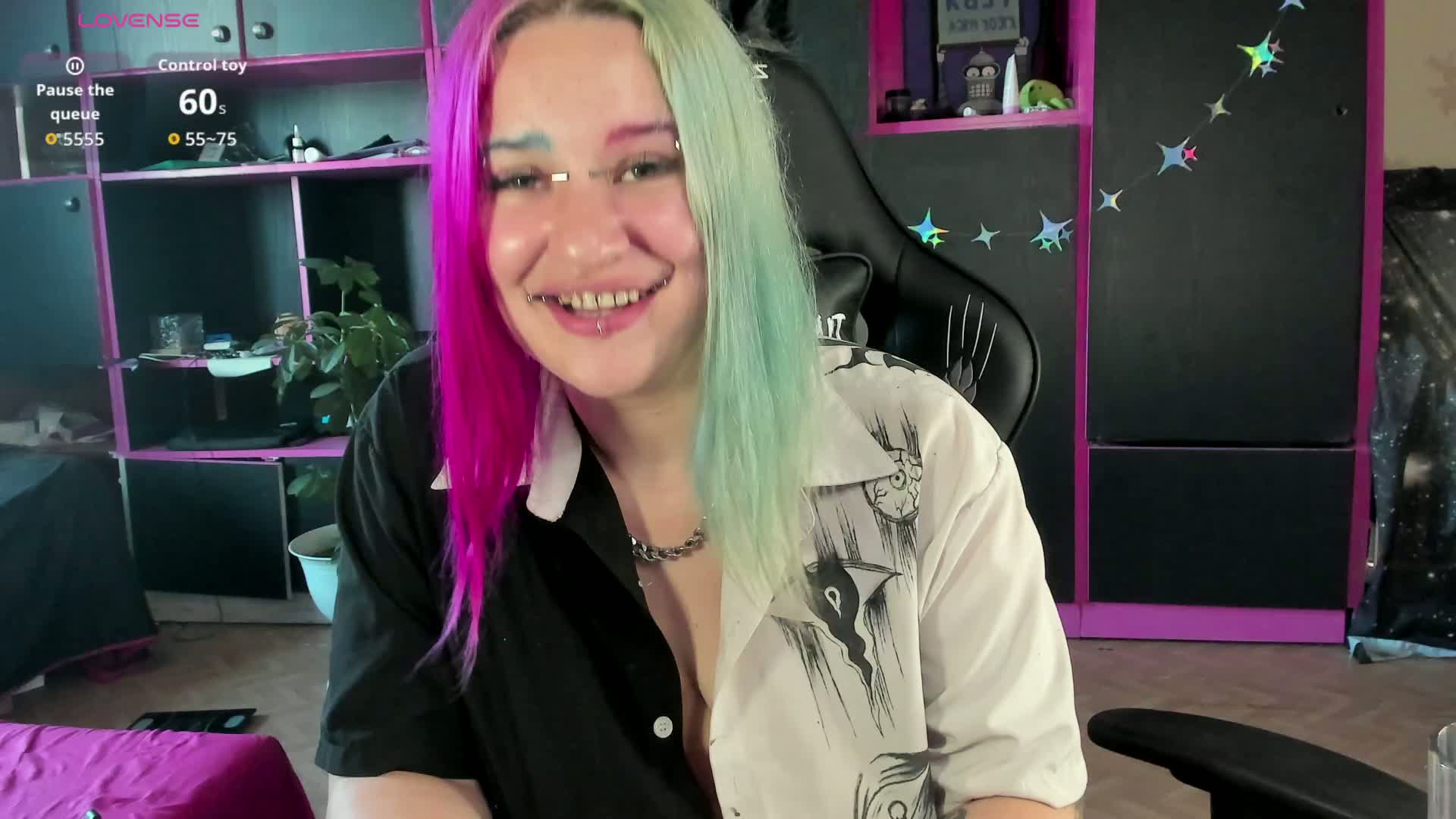 Neon-Baddie Live Sex August 11, 2026