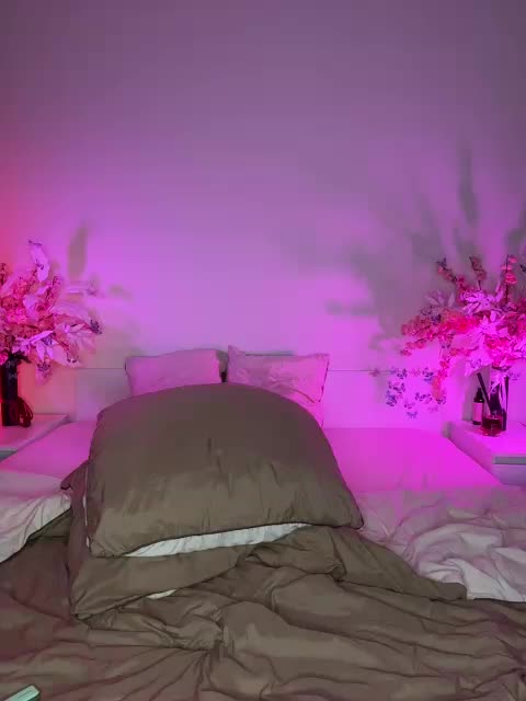 66wo99 Live Sex August 11, 2026