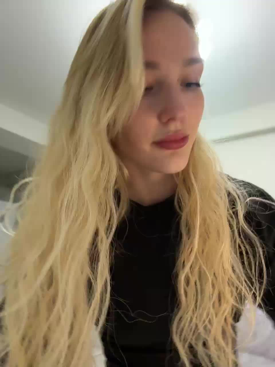 AlinnaAnnila Live Sex August 12, 2026