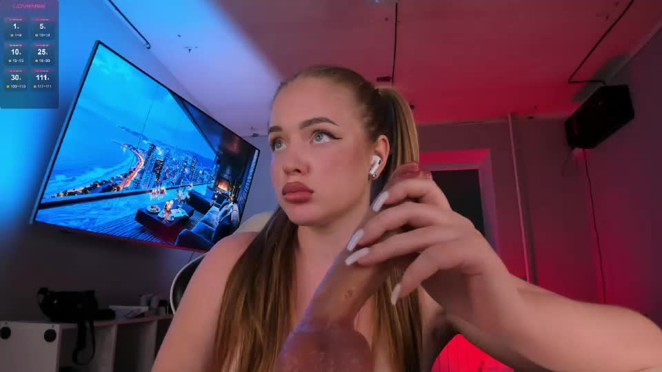 lisa_flirty Live Sex August 12, 2026