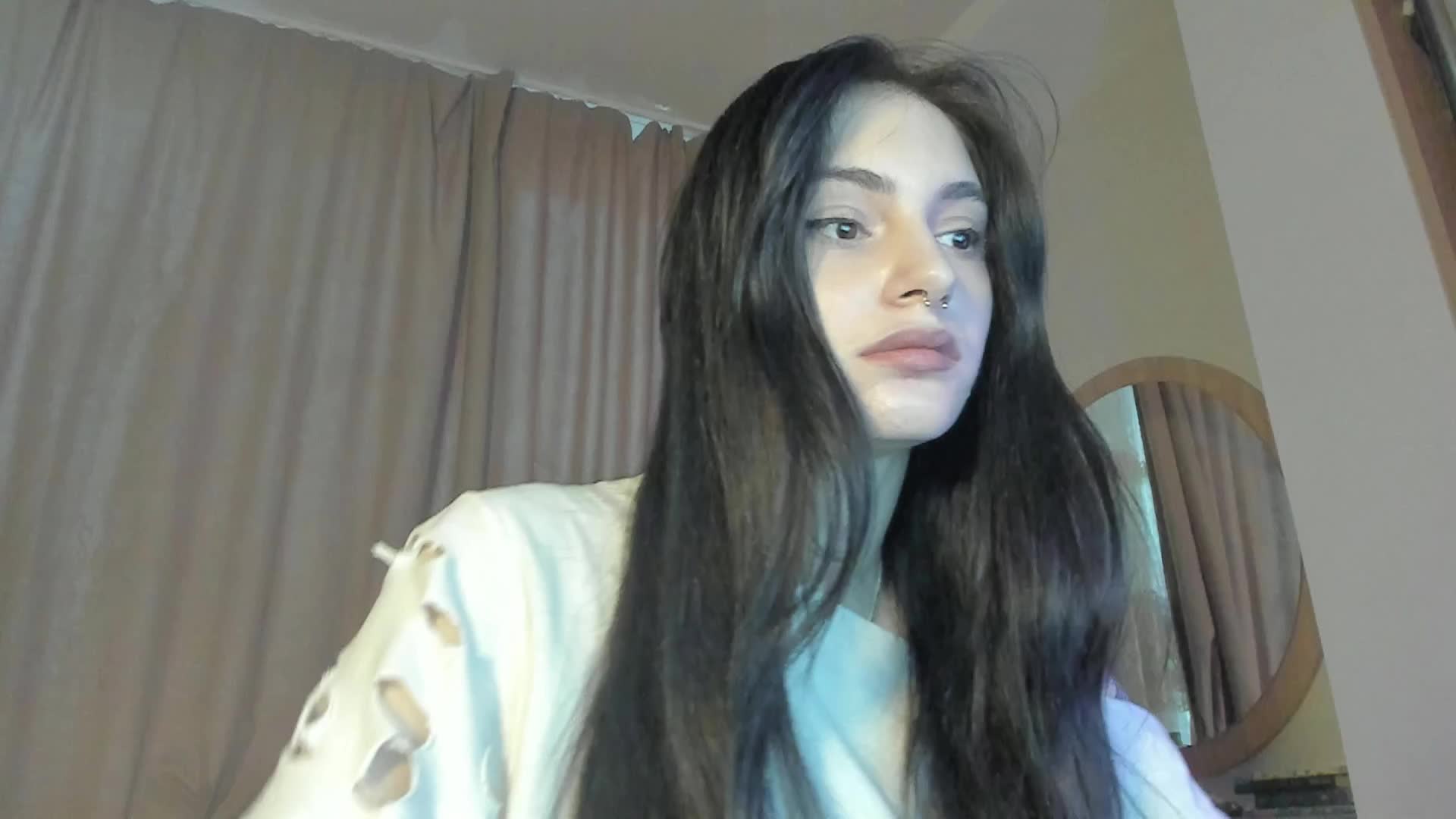 lesyalis Live Sex August 12, 2026