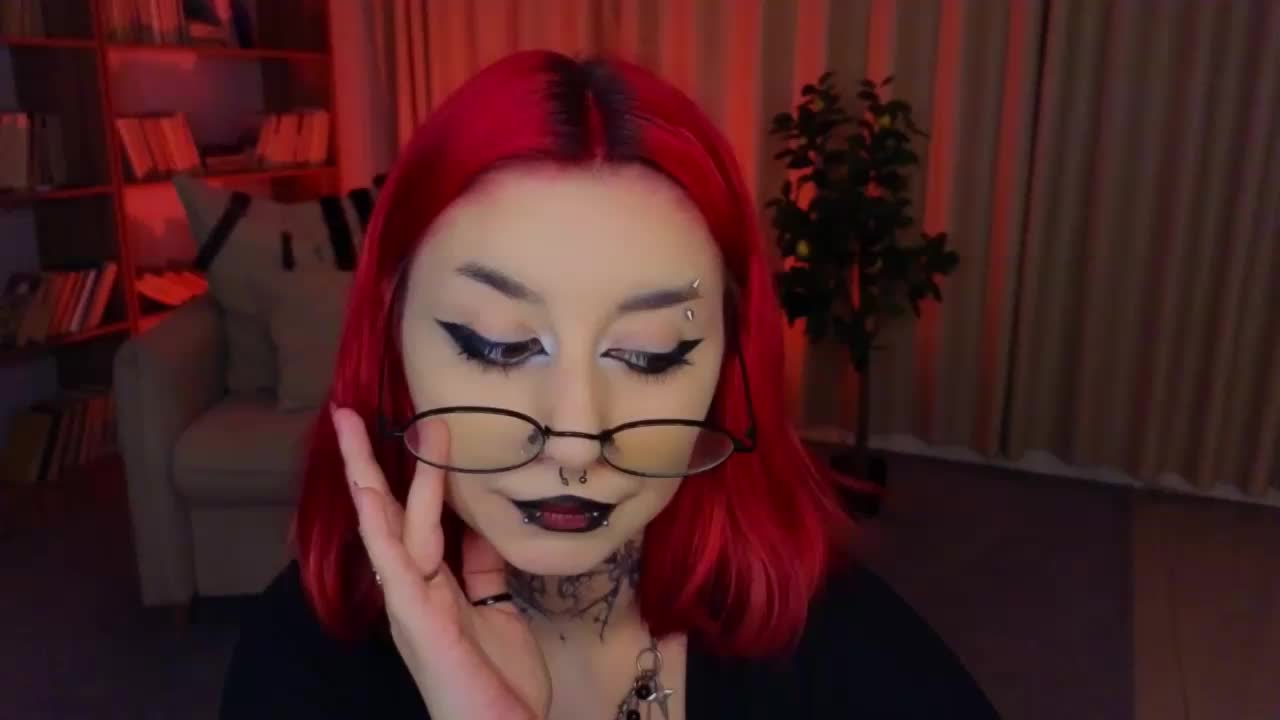 MistressMarcelline Live Sex August 12, 2026