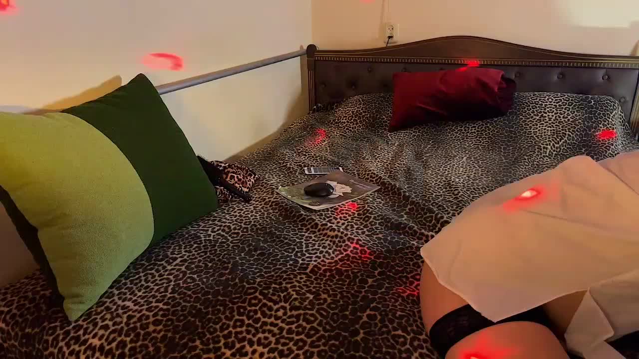 OxiXLove Live Sex August 12, 2026