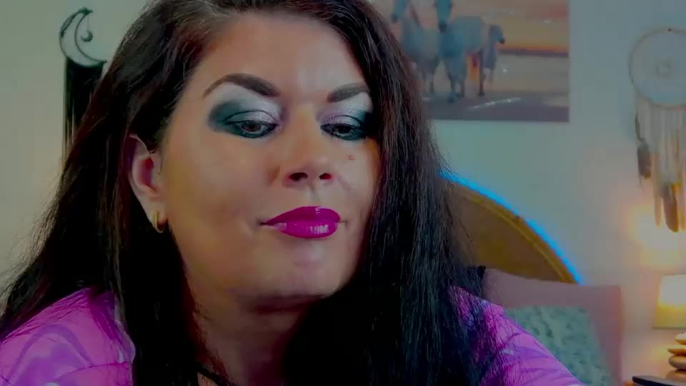 desirehellen Live Sex August 12, 2026