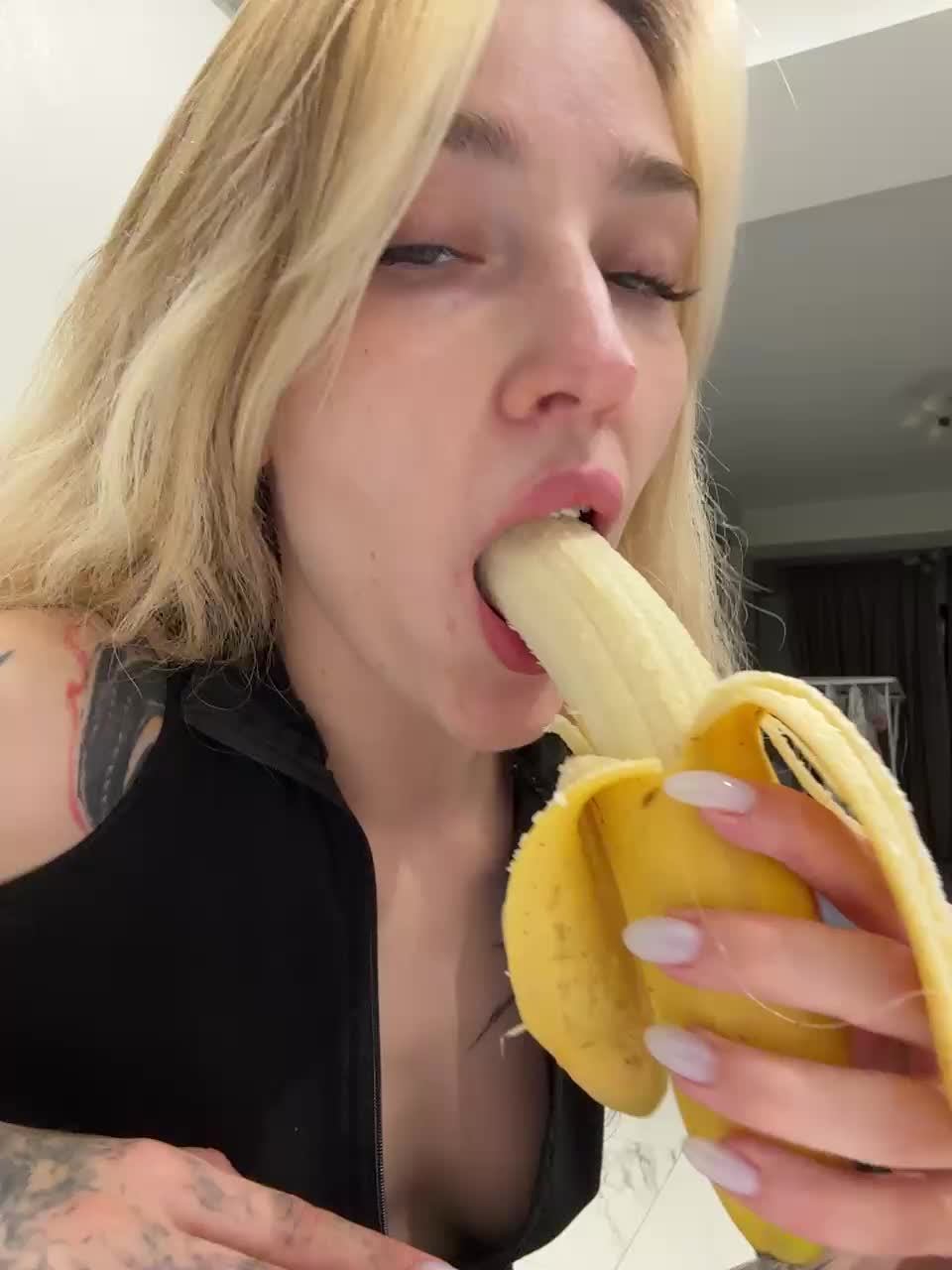 AlinnaAnnila Live Sex August 12, 2026